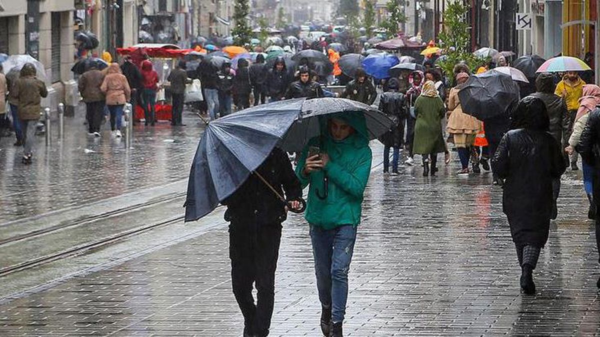 Perşembe gününe dikkat! Meteoroloji Marmara\'yı uyardı: Sıcaklıklar 10 derece azalacak