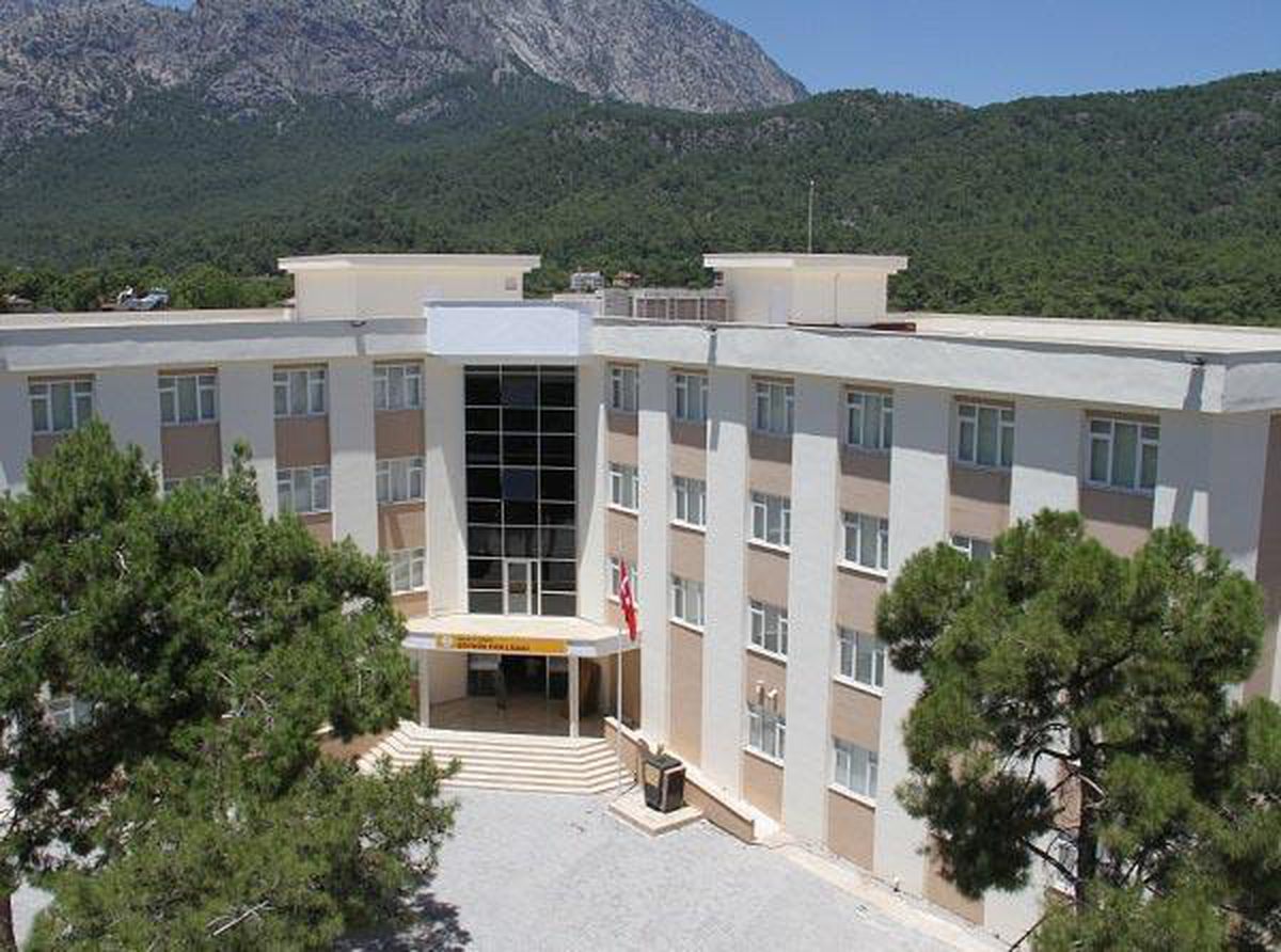Son dakika... Öğretmenlere \'koronavirüslü öğrenci\' nöbeti