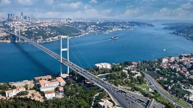 Rusya'dan dikkat çeken Kanal İstanbul açıklaması: Türklerin kendi meselesidir, Montrö'nün yükümlülüğünü kaldırmaz Rusya'dan dikkat çeken Kanal İstanbul açıklaması: Türklerin kendi meselesidir, Montrö'nün yükümlülüğünü kaldırmaz