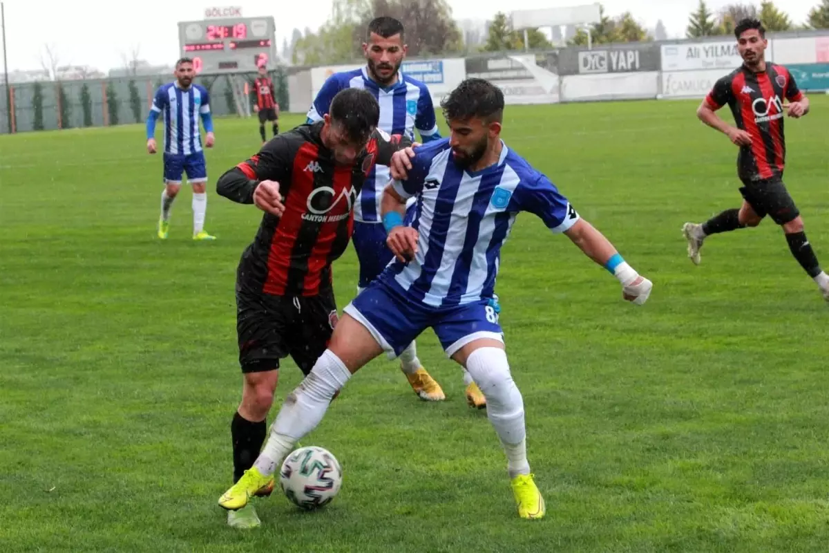 3. Lig: Gölcükspor: 2 Elazığ Karakoçan FK: 4