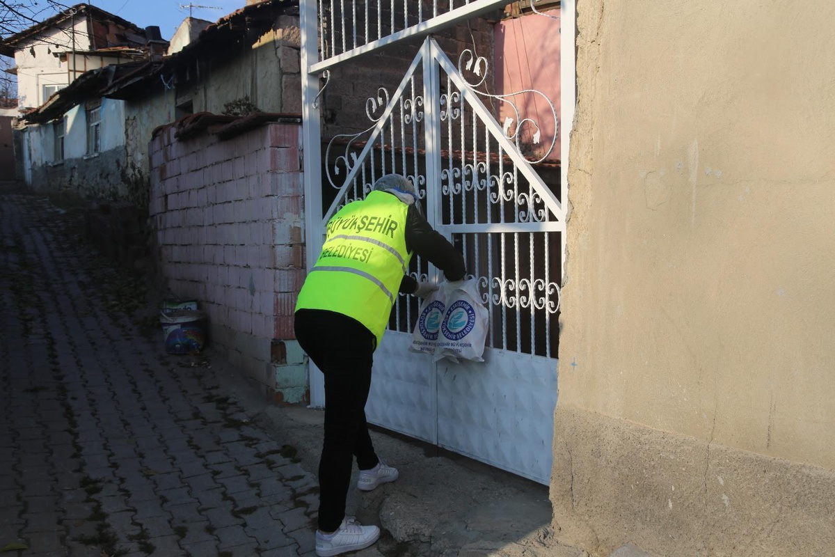 Eskişehir\'de hastalara yönelik sıcak yemek desteği aralıksız sürüyor