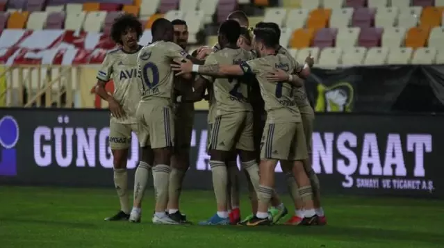 Fenerbahçe'nin bu sezon attığı 56 golün 23'ü duran toptan geldi Fenerbahçe'nin bu sezon attığı 56 golün 23'ü duran toptan geldi