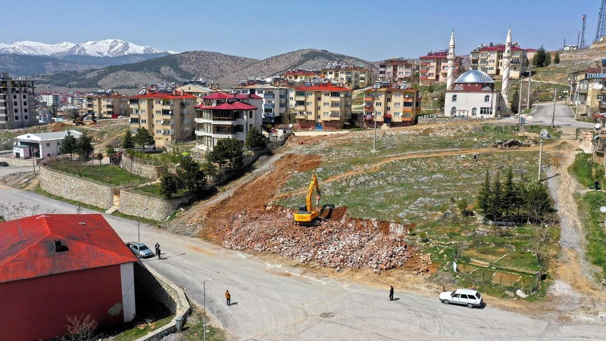 Göksun\'a yeni itfaiye binası