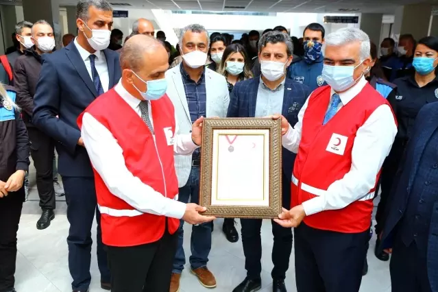 İnci: Türk polisi cephede ve sedyede kanını vermeye hazır