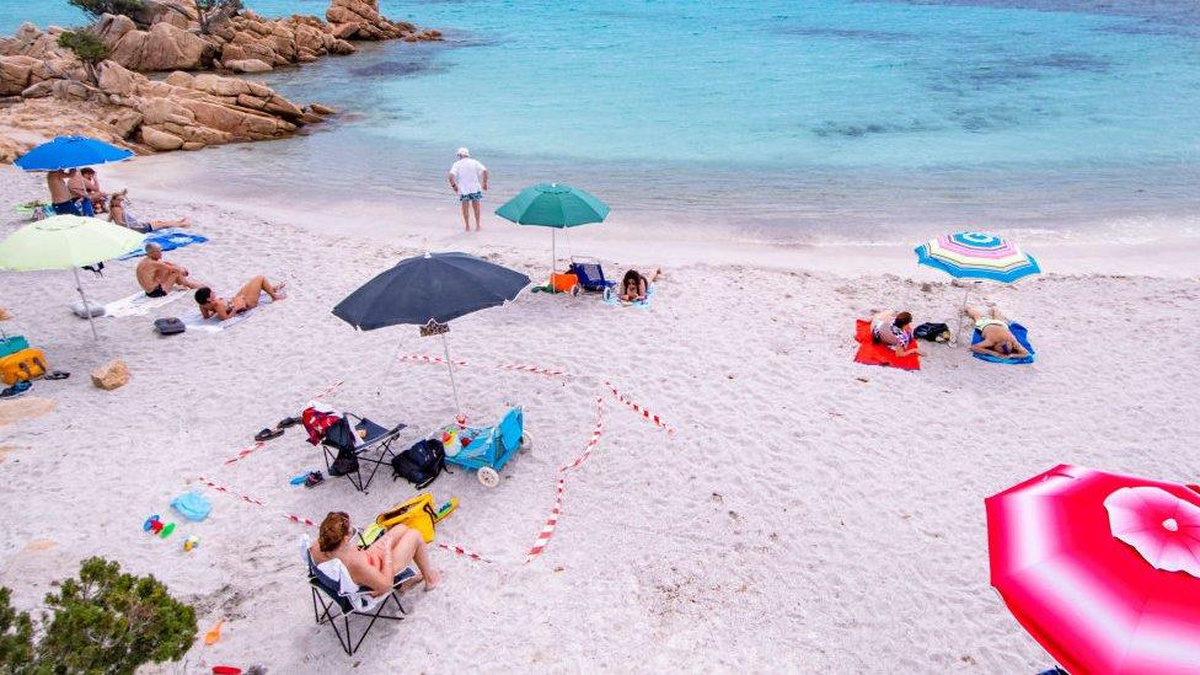 İtalya\'da turizm sezonunu kurtarmak için \'Covidsiz ada\' planı
