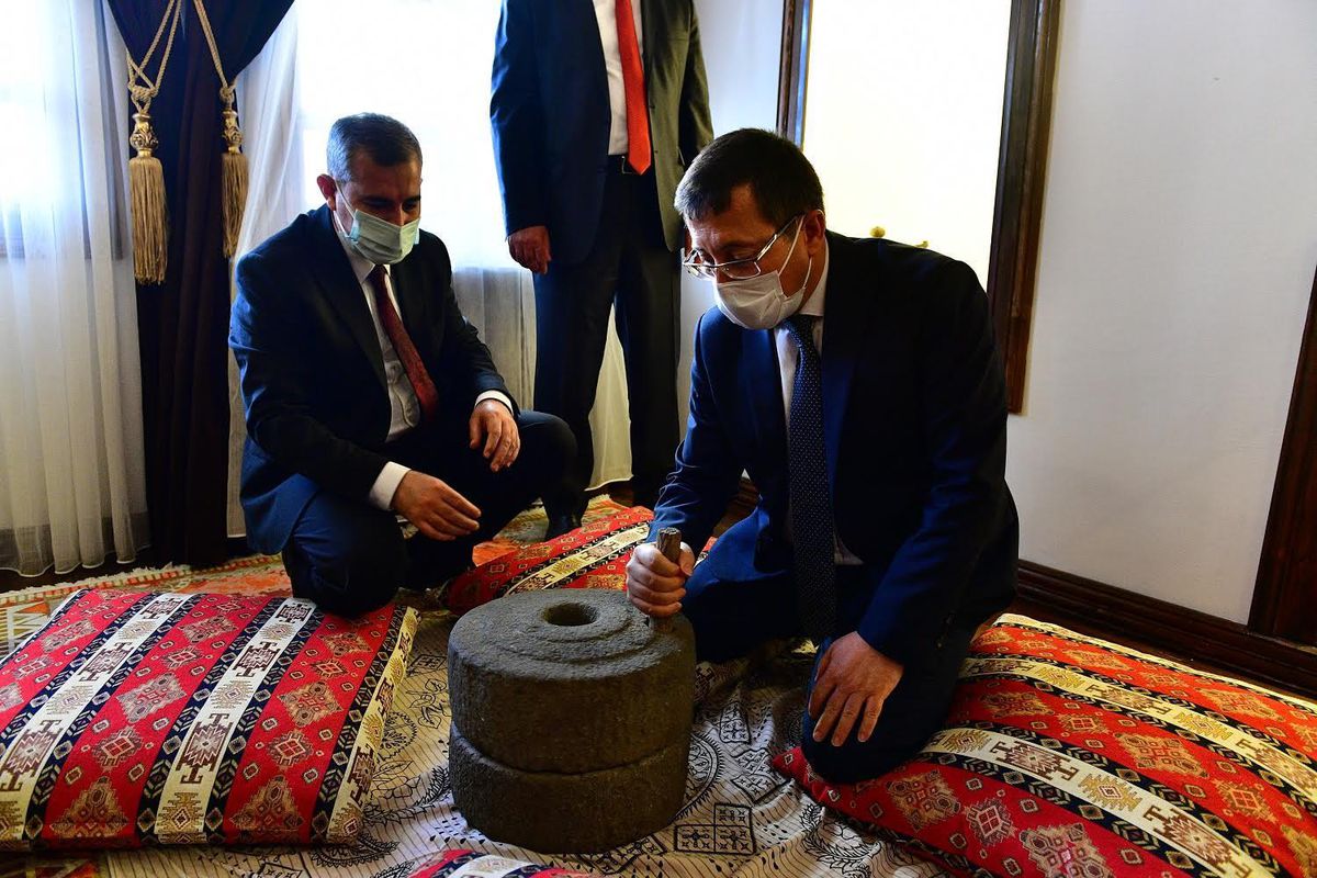 "Müzeler ve Konaklar, Örnek Projelerdir"