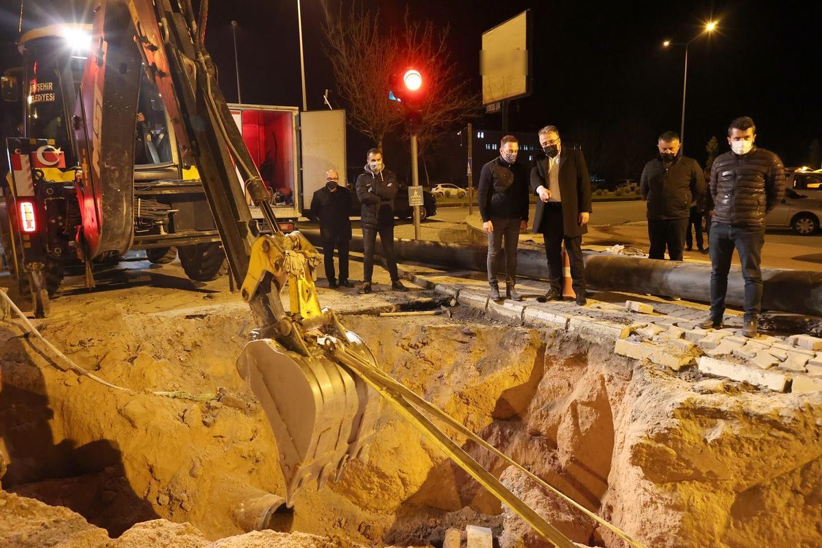 Nevşehir altyapı yenileme çalışmaları gece boyunca sürdü
