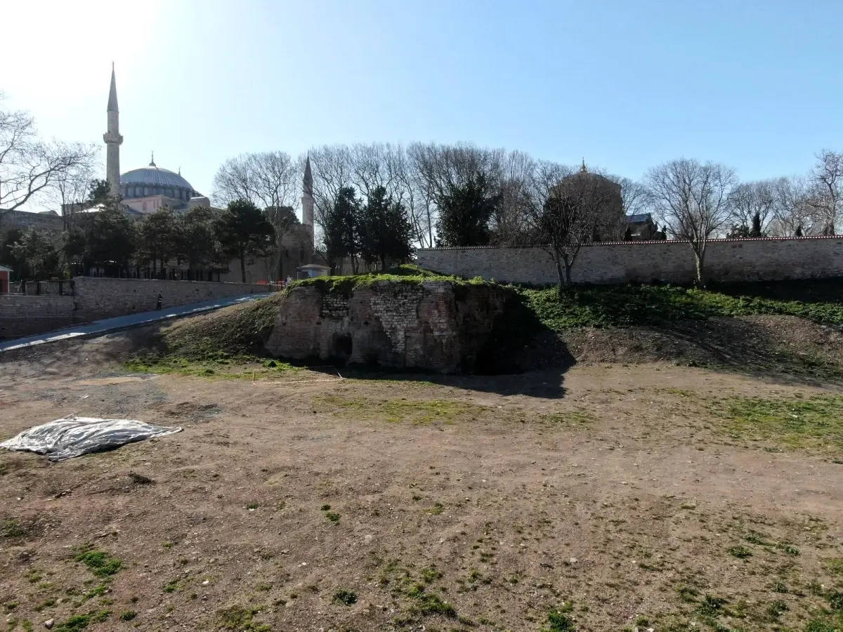 Topkapı Sarayı\'nda Roma dönemine ait galeri bulundu