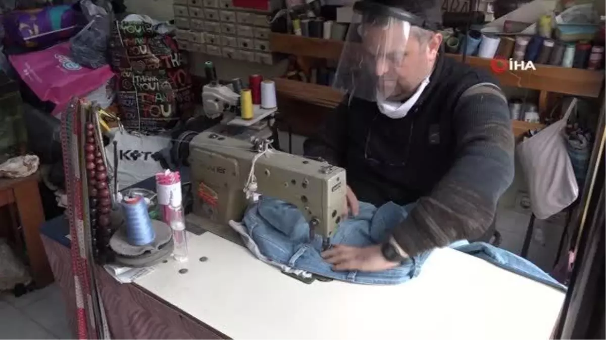 36 yıldır külot pantolon dikiyor