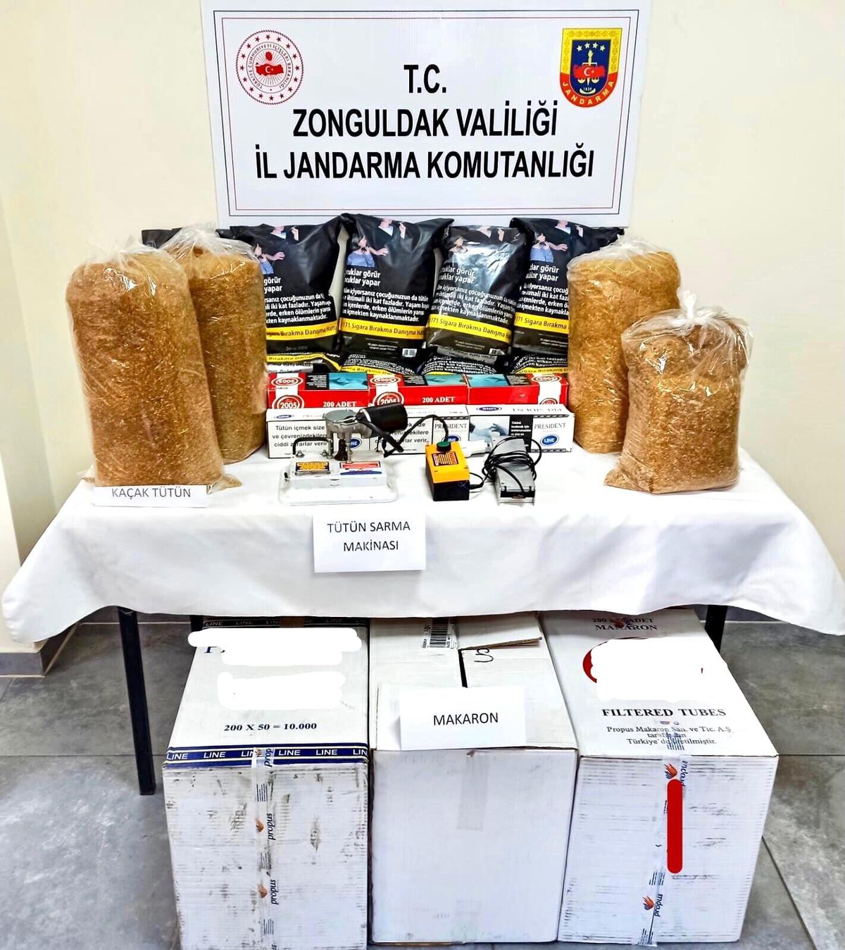 Son dakika! 37 kilogram tütün ve 20 bin makaron ele geçirildi