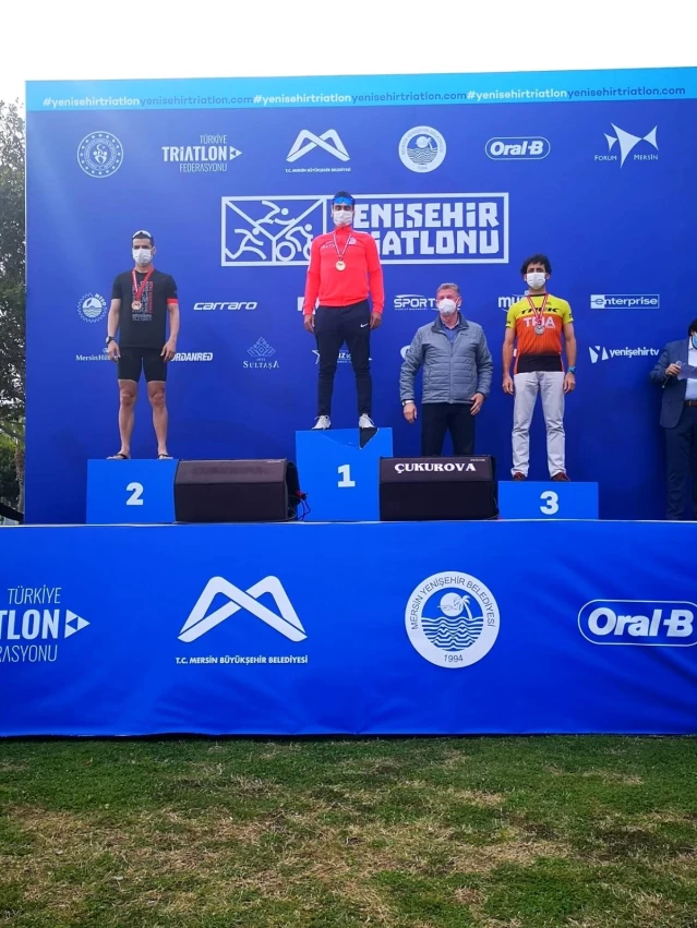 Antalyaspor Triatlon Takımı'ndan 3 altın, 2 bronz madalya