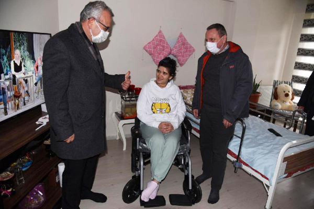 Aytül\'ün akülü sandalye hayalini, Almanya\'daki gurbetçi gerçekleştirdi