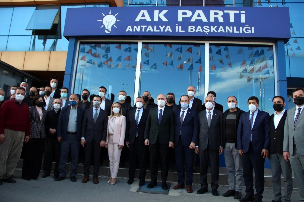 Son dakika haber | Bakan Karaismailoğlu: "Kanal İstanbul\'un 2021 yılı içinde yapım çalışmasına başlayacağız"