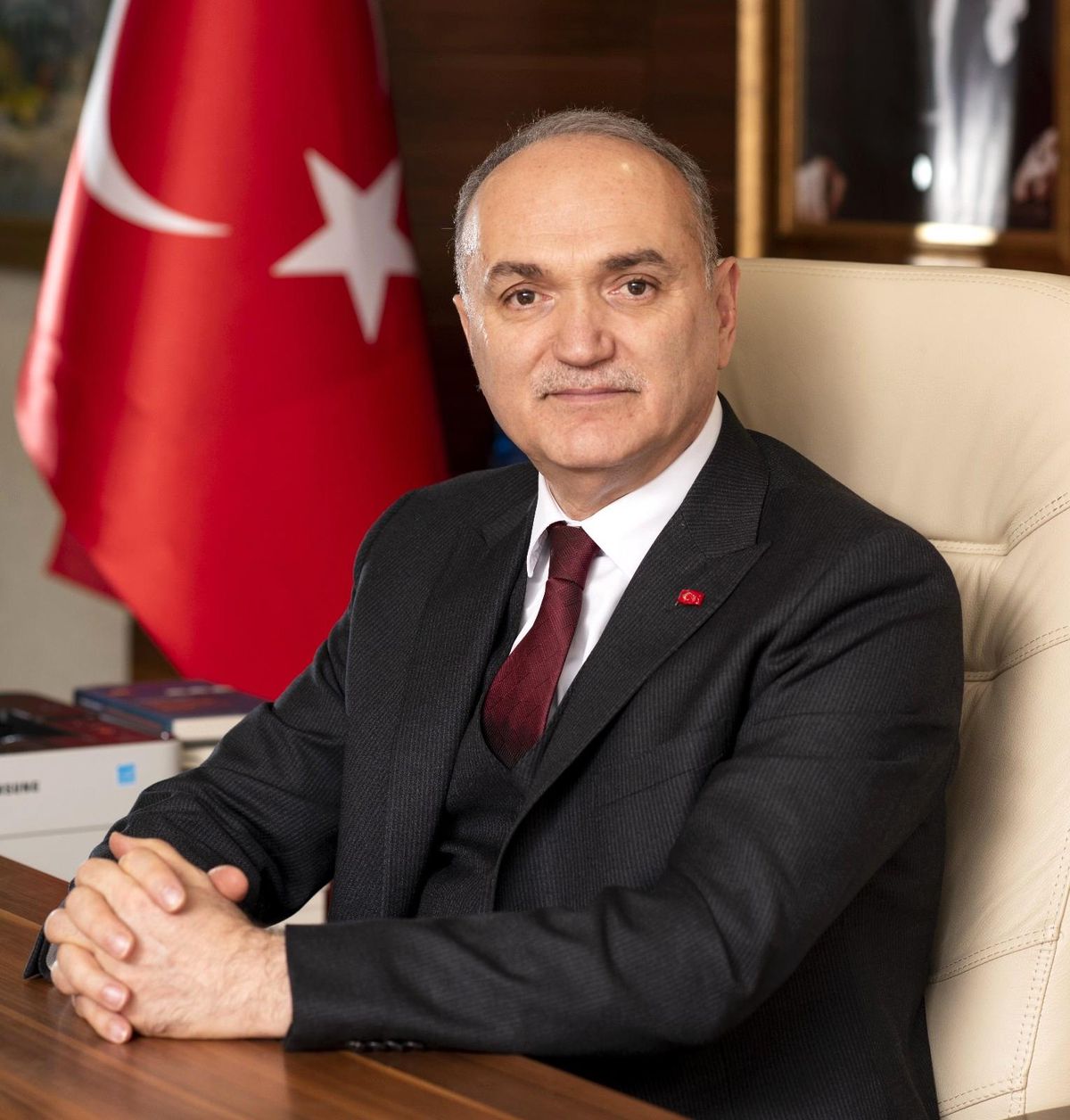 Son dakika haberi... Başkan Özlü "Polisimiz takdire şayandır"