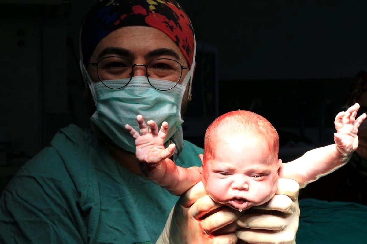 Burçak bebeğin fotoğrafıyla gelen birincilik