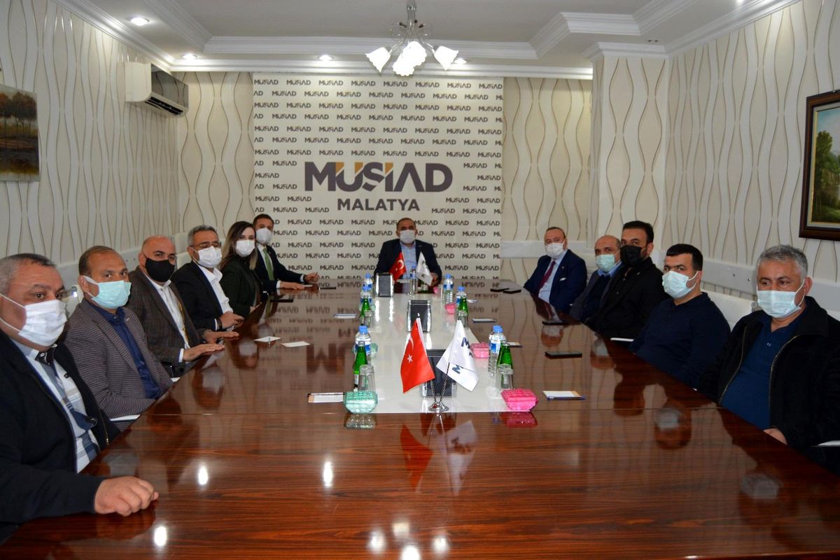 CHP heyetinden MÜSİAD\'a ziyaret
