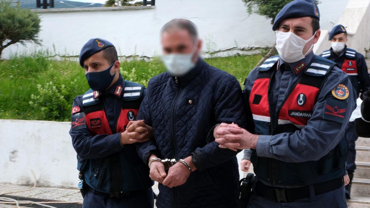 Son dakika 3. sayfa: Her yerde aranan cinayet şüphelisinin arkadaşı tutuklandı