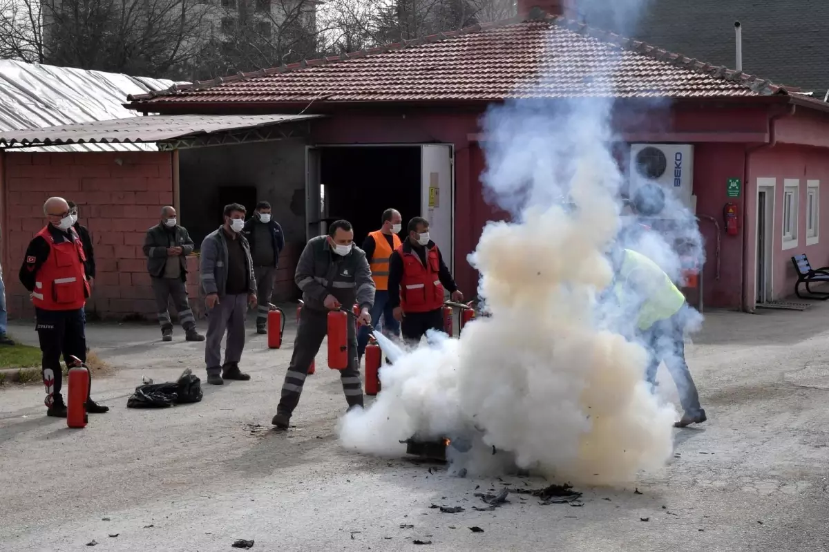 Isparta itfaiyesinden yangın tatbikatı