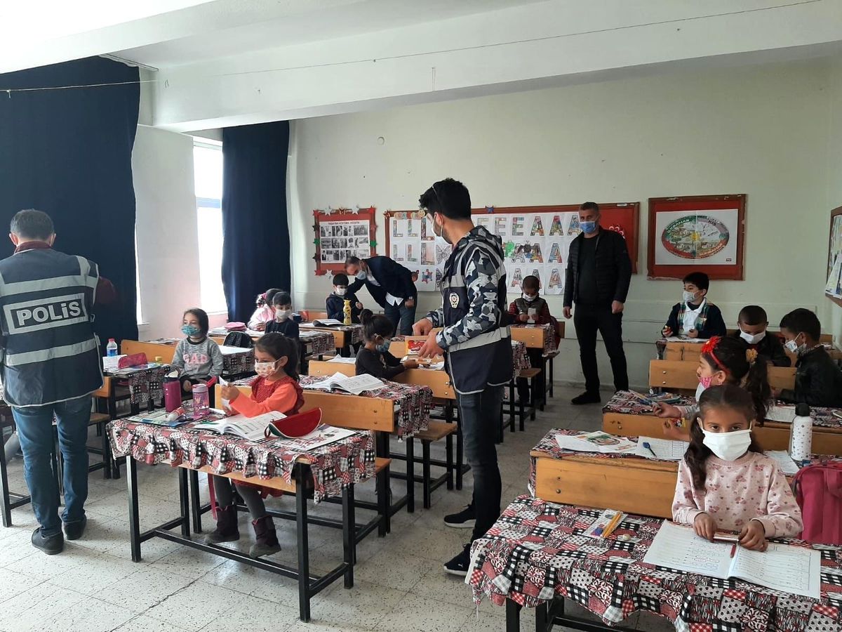 Son dakika... Kulp\'ta Polis Haftası etkinlikleri