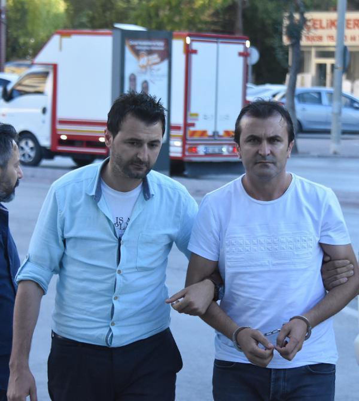 Son dakika! Müşterilerin 30 kilo altınıyla kaçan kuyumcu davasını, uzlaştırmacı çözecek