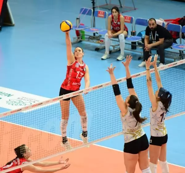 Voleybol Misli Com Sultanlar Ligi Play Off 5 6 Ncilik Etabi Son Dakika Spor