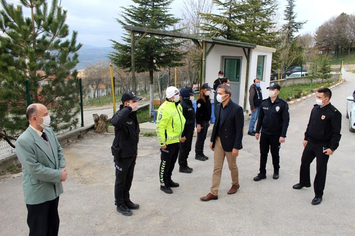 Son dakika haber... Polis Haftası dolayısıyla İlçe Emniyet Müdürlüğü ziyaret edildi