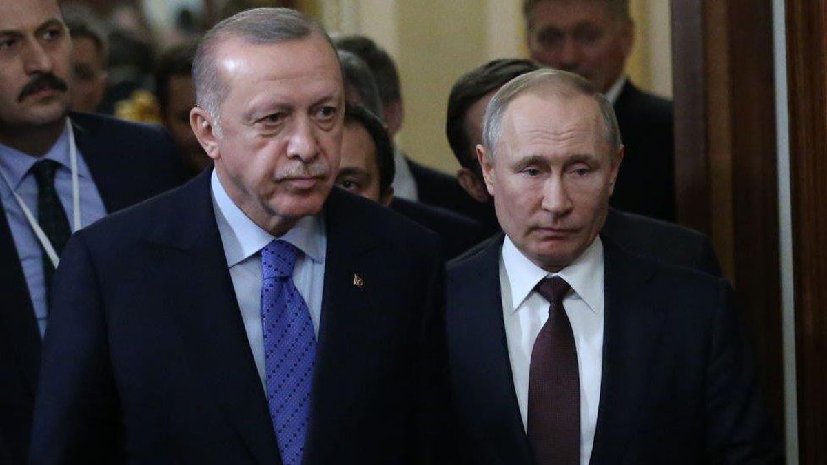Putin Erdoğan\'la görüşmesinde \'Montrö Sözleşmesi\'nin korunması\' çağrısı yaptı