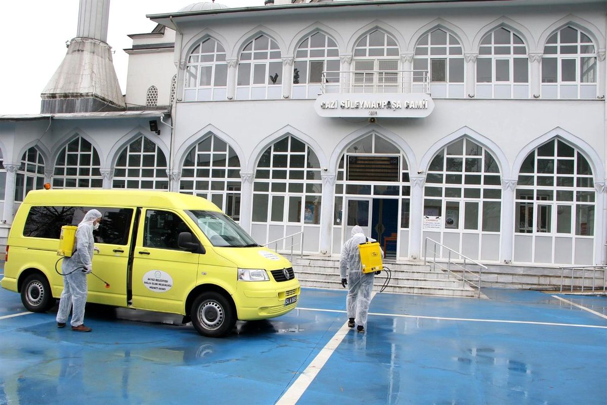Ramazan ayı öncesinde gül kokusu esanslı dezenfekte