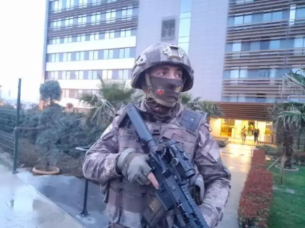 Son dakika haberleri: Sedat Peker'e yönelik operasyonda gözaltına alınanlar sağlık kontrolünden geçirildi