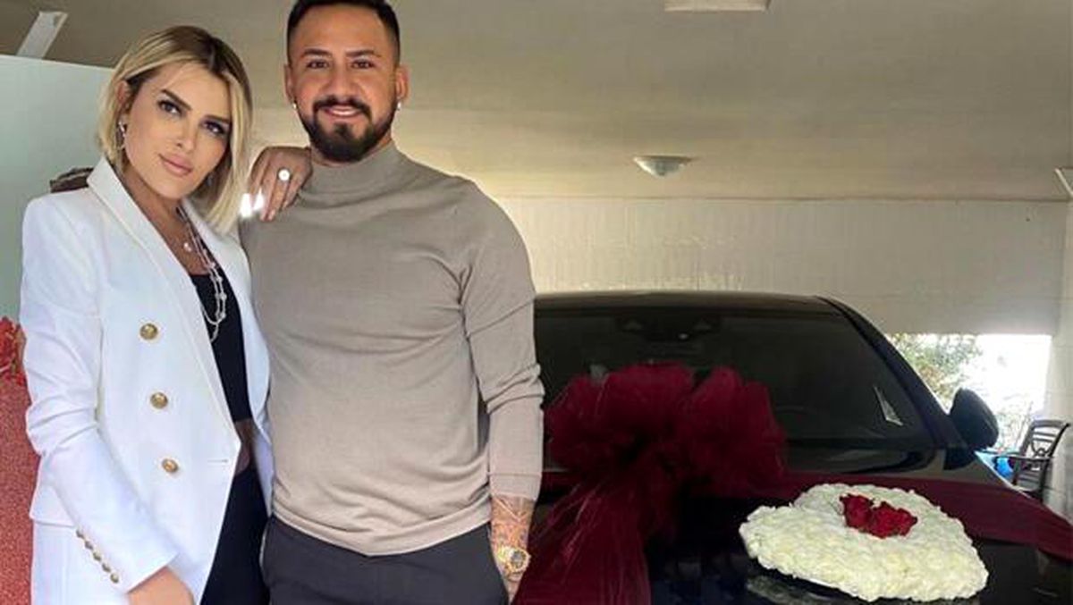 Selin Ciğerci\'ye eşi Gökhan Çıra\'dan 4 milyonluk doğum günü sürprizi...