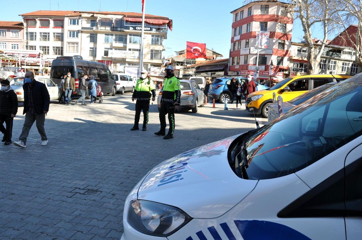 Son dakika haber! Simav\'da 68 araç trafikten men edildi