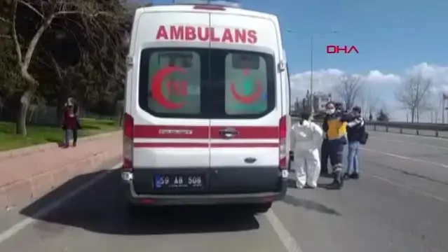 Son dakika haberi... Yaralı motosiklet sürücüsüne ilk müdahaleyi çarptığı ambulansın personeli yaptı