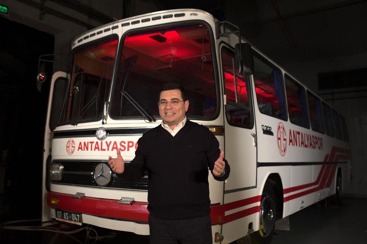 Tütüncü\'den, Antalyaspor\'a destek