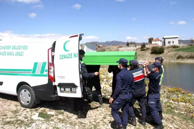 Çekmeyi unuttuğu el freni, eşinin hayatına mal oldu