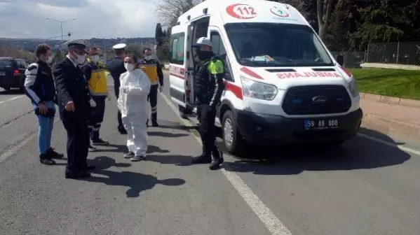 Son dakika haberi... Yaralı motosiklet sürücüsüne ilk müdahaleyi çarptığı ambulansın personeli yaptı