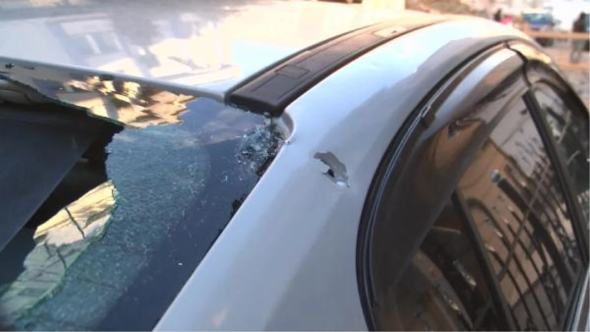 Avcılar\'da otomobilinde oturan kişiyi vuran saldırganlar belirlendi
