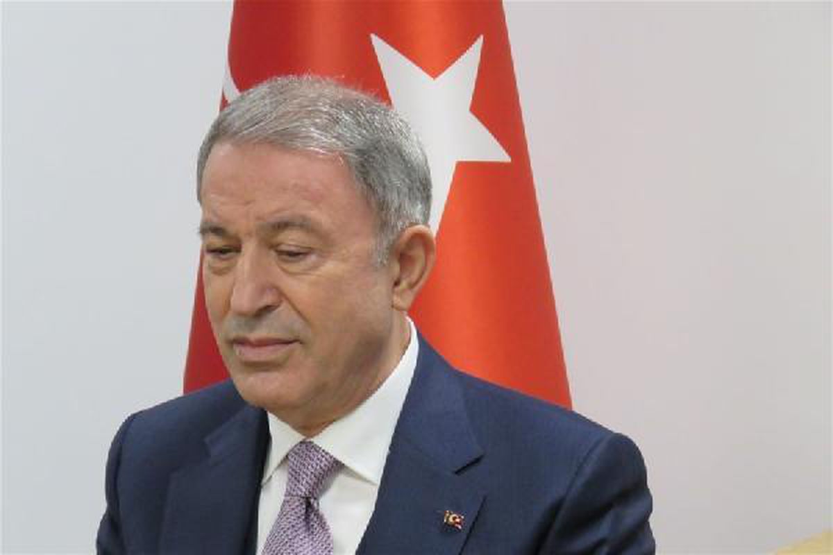 Bakan Akar, Londra\'da \'Türkiye\'nin Stratejik Perspektifi\' oturumuna katıldı
