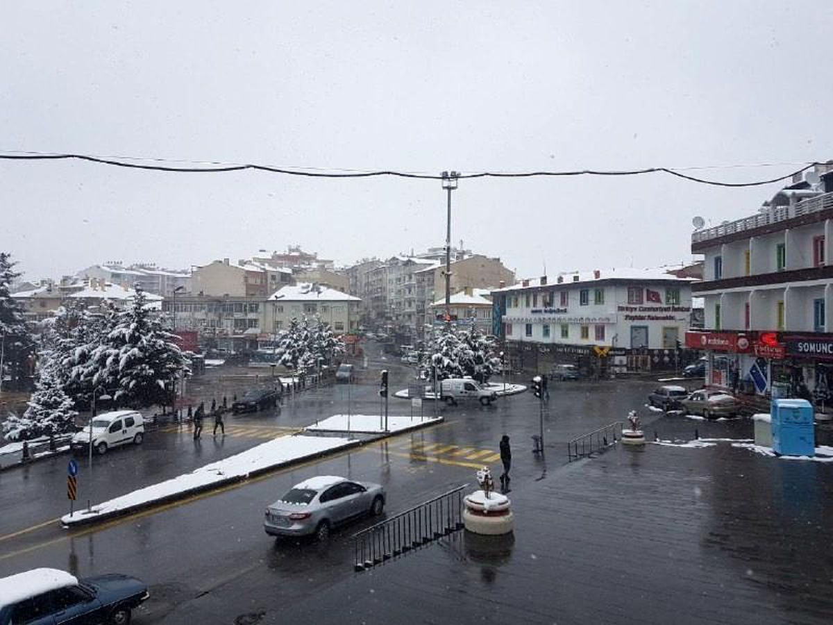 Develi beyaza büründü