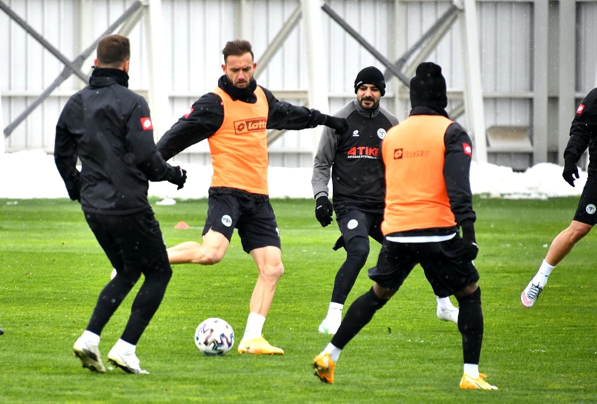 Konyaspor, Sivasspor maçı hazırlıklarını tamamladı