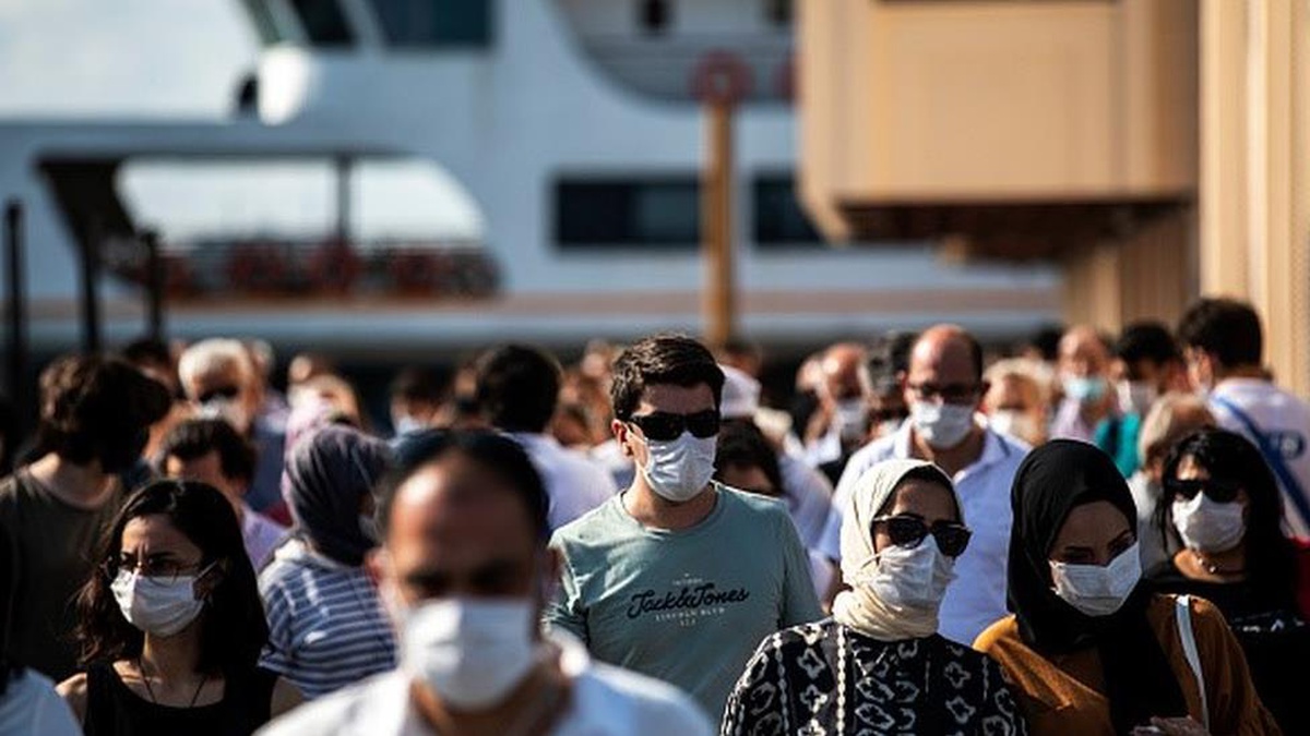 Koronavirüs salgınında İstanbul uyarısı: "İstanbul\'da virüsü kapmama şansınız çok düşük"
