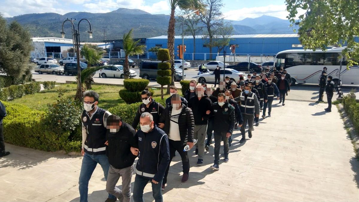 Tefecilik iddiası ile gözaltına alınan 16 kişi adli kontrol şartıyla serbest bırakıldı