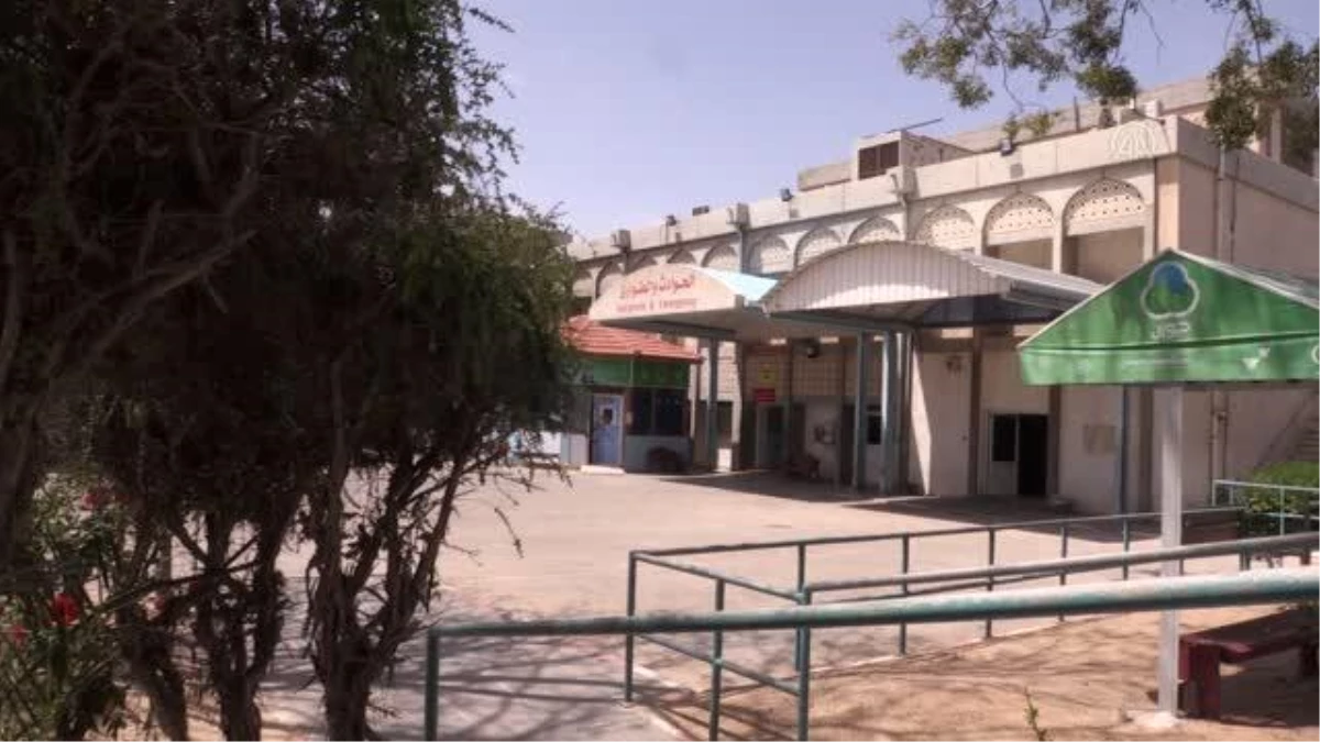 (TEKRAR) GAZZE - Kovid-19 salgını nedeniyle Gazze\'deki hastanelerin yükü giderek artıyor