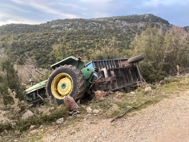 Traktörün elfrenini çekmeyi unutunca, sonu oldu