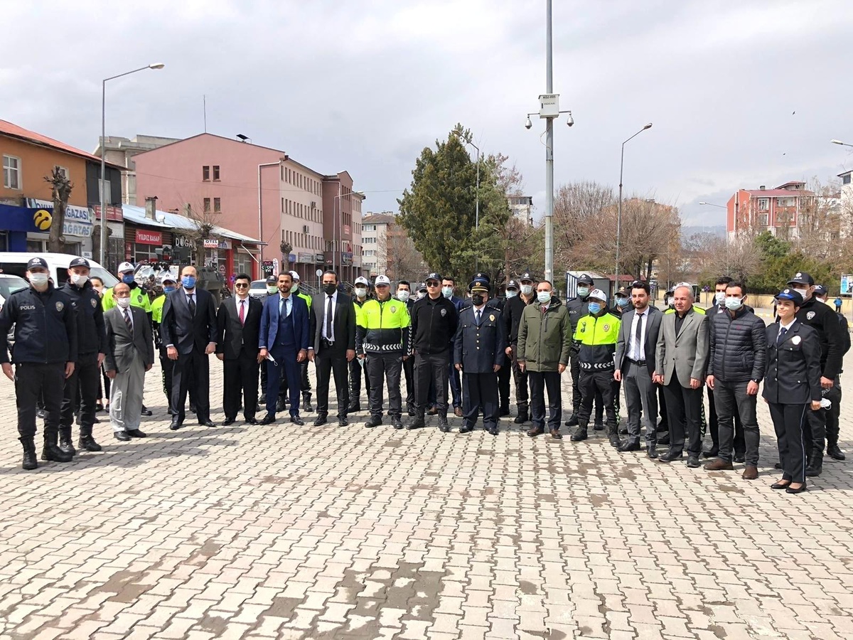 Son dakika: Türk Polis Teşkilatı 176. Yıl dönümü Kağızman\'da kutlandı