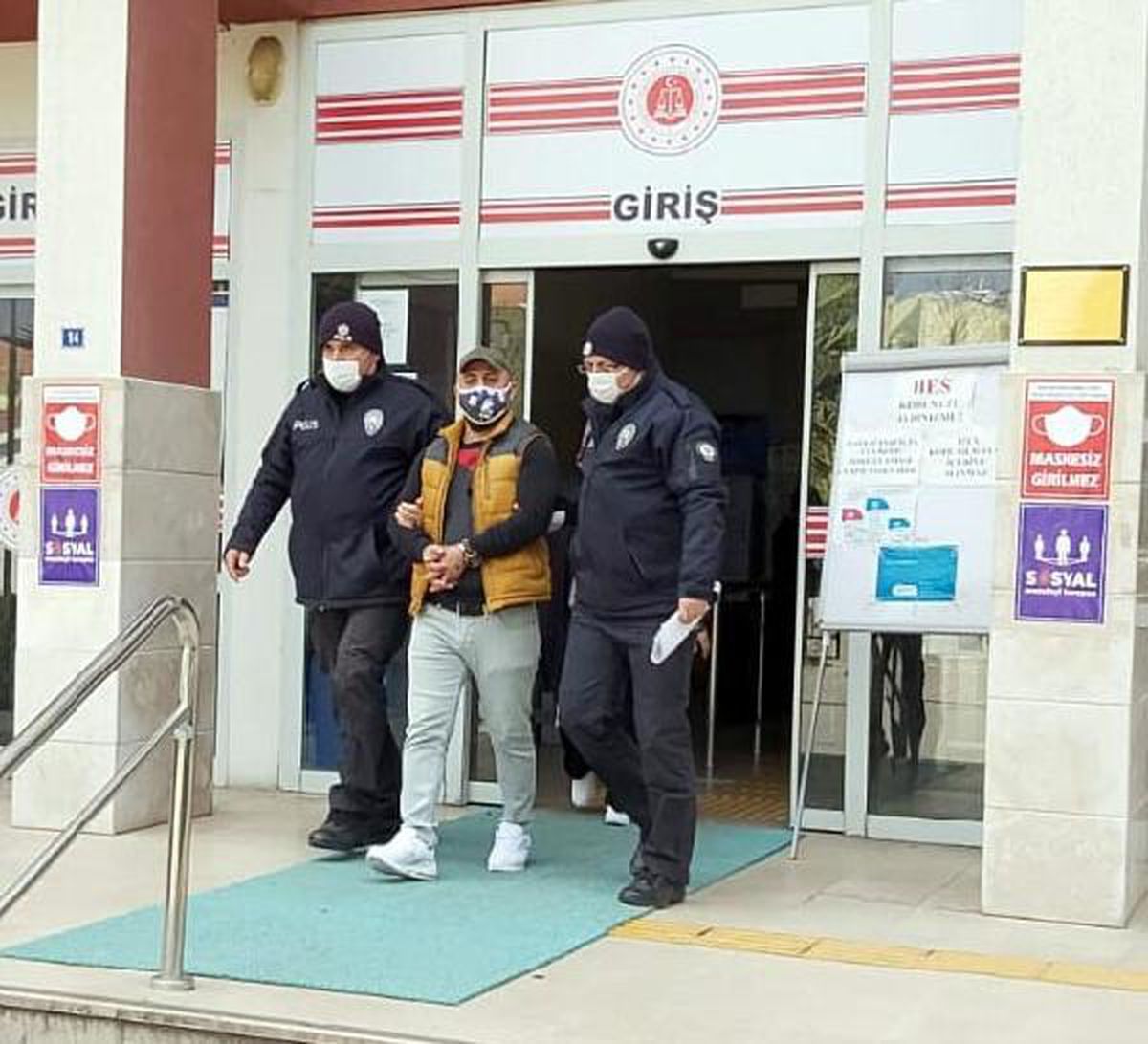 25 yıl hapisle aranan hükümlü, kovalamacayla yakalandı