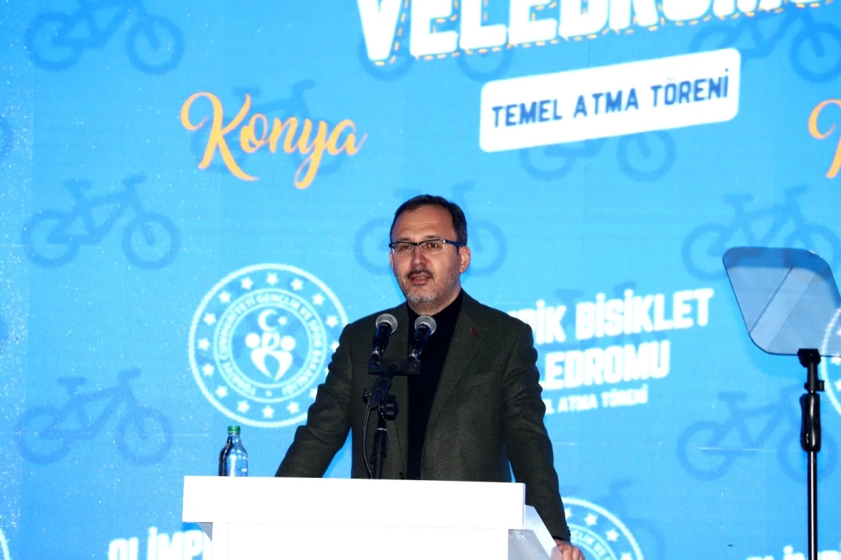 Bakan Kasapoğlu: "Başta kadınlar olmak üzere halkın spora erişimini önemsiyoruz"