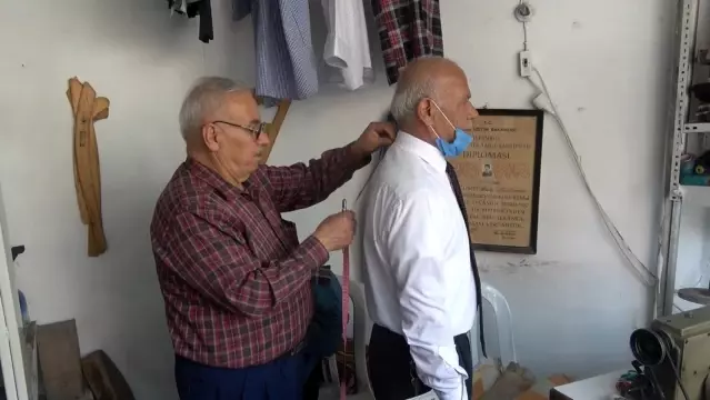 Hatay'ın yarım asırlık diplomalı terzisi Hatay'ın yarım asırlık diplomalı terzisi