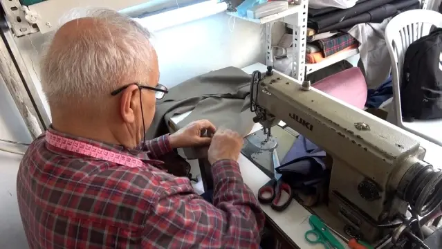 Hatay'ın yarım asırlık diplomalı terzisi Hatay'ın yarım asırlık diplomalı terzisi