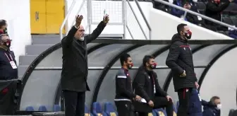 Hikmet Karaman: 'Gururlu, güçlü olmak için ben, biz yok, hepimiz var'