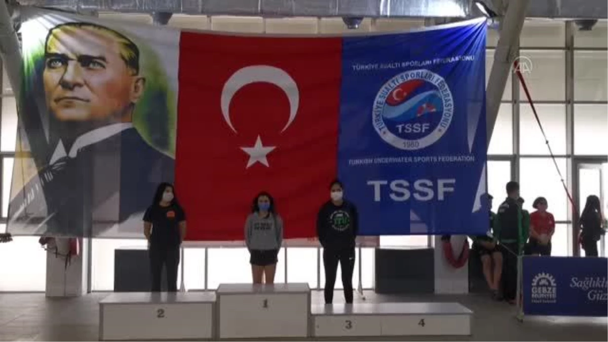 Paletli Yüzme Kulüplerarası Gençler Türkiye Şampiyonası sona erdi